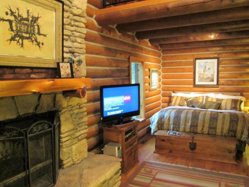 Cherokee Mountain Log Cabins Eureka Springs Exterior photo