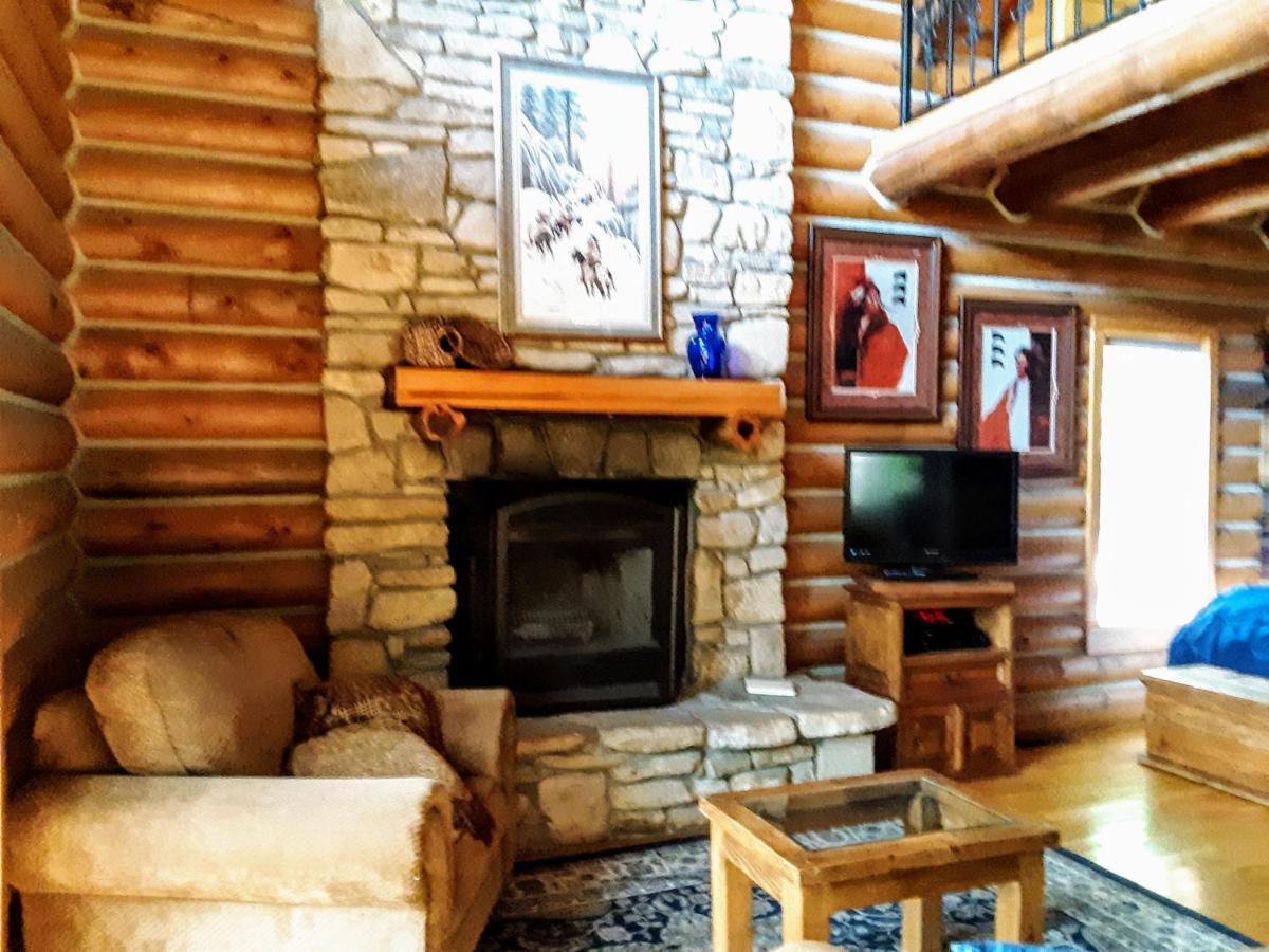 Cherokee Mountain Log Cabins Eureka Springs Exterior photo