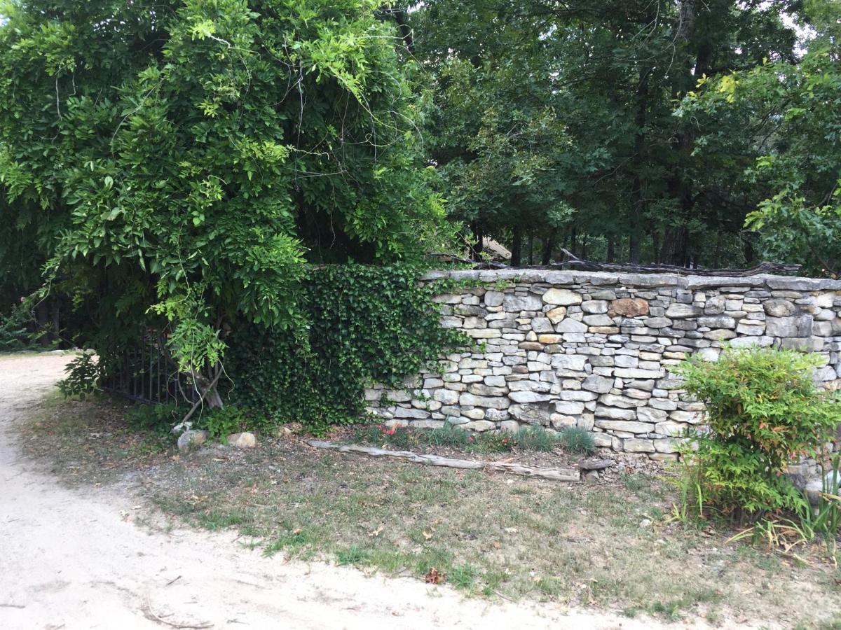 Cherokee Mountain Log Cabins Eureka Springs Exterior photo