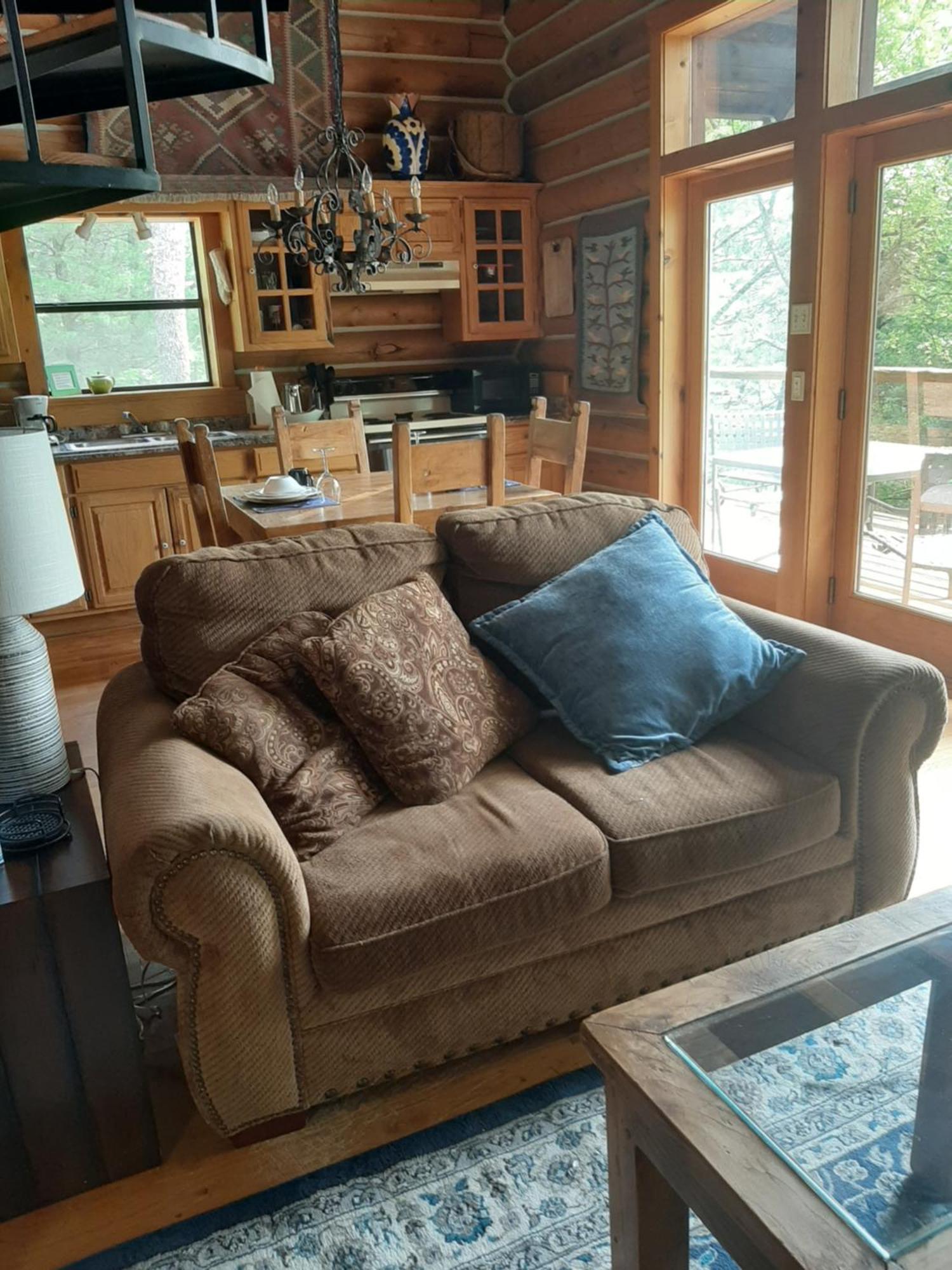 Cherokee Mountain Log Cabins Eureka Springs Room photo